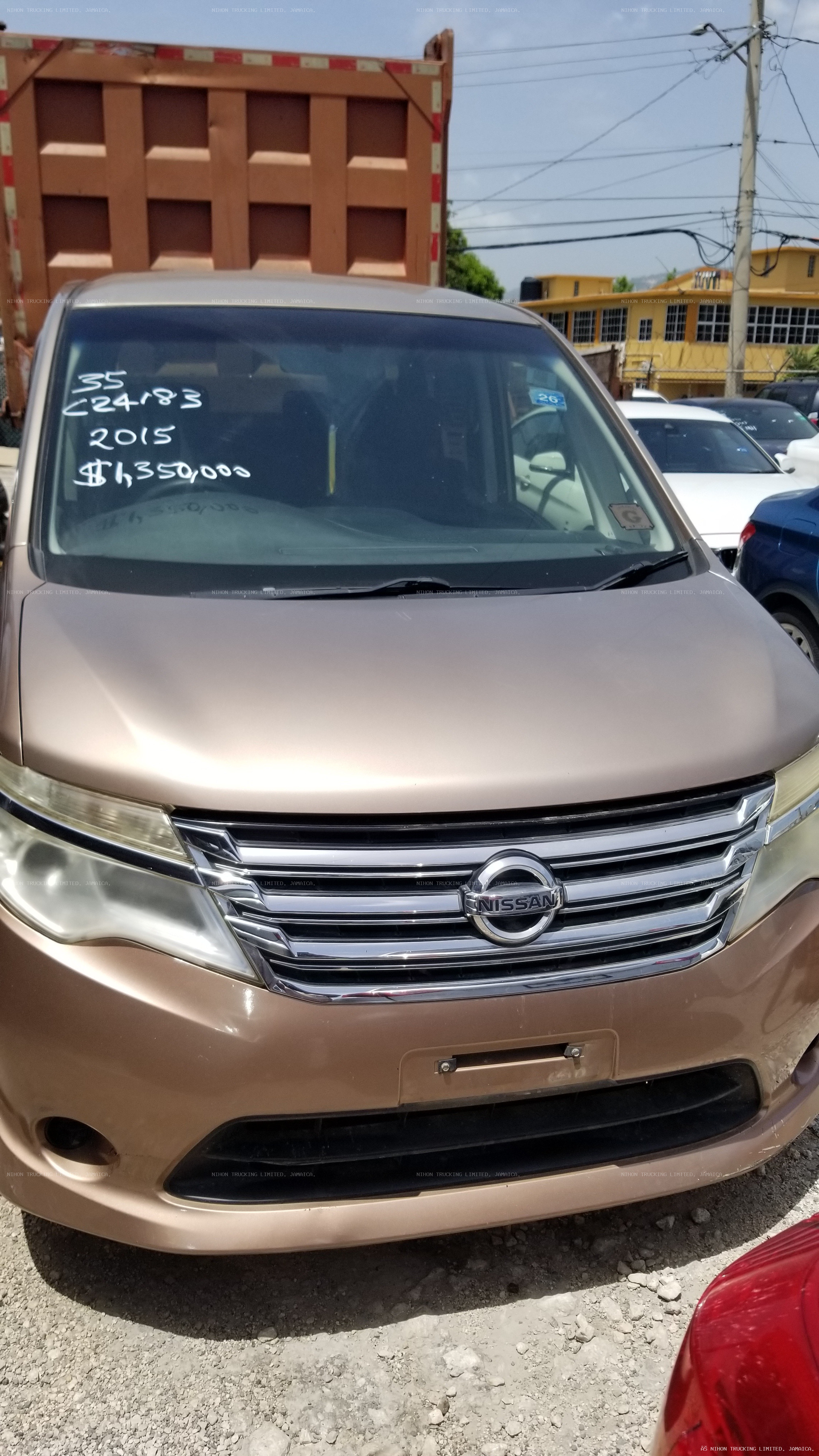 2015 Nissan Serena