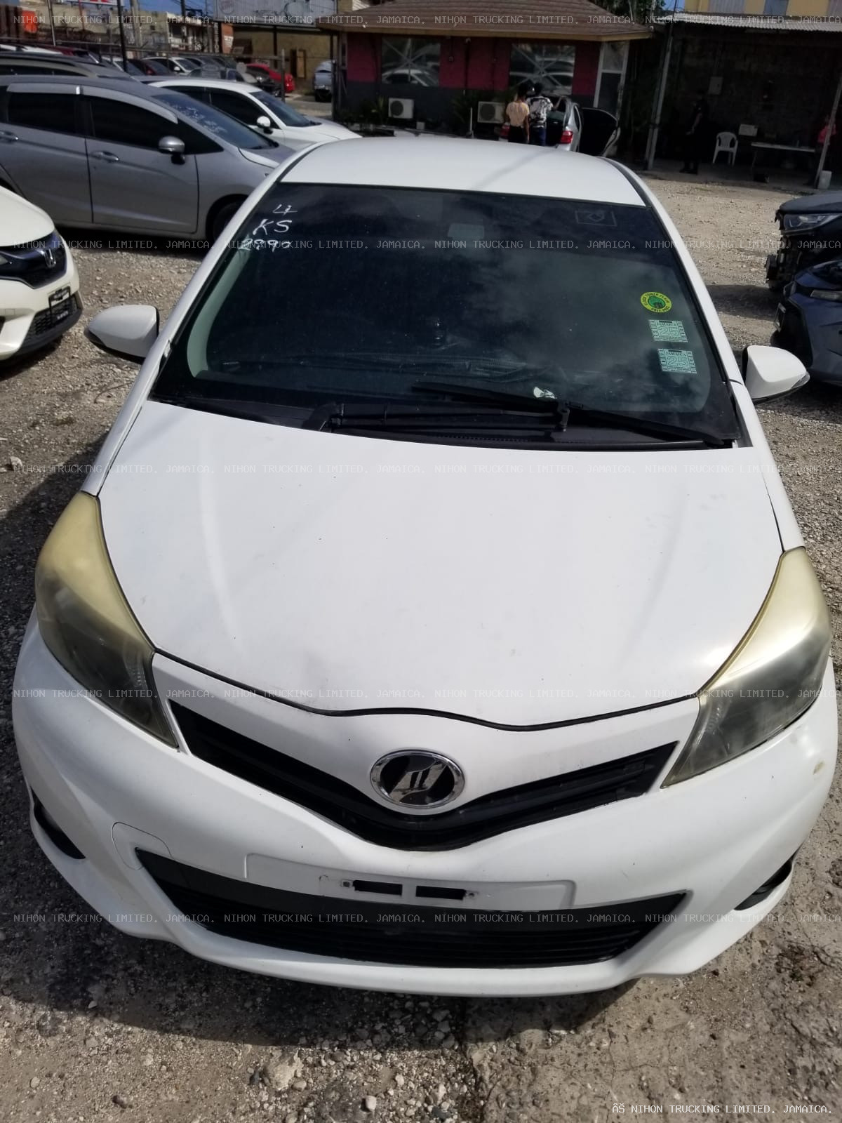 2018 Toyota VITZ
